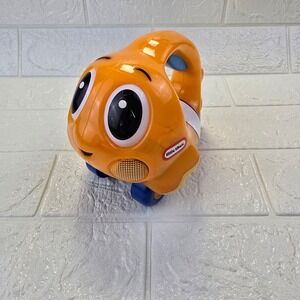 Little Tikes Lil Ocean Explorers Clownfish Crawl Toy Kids OS Orange Lights Sound